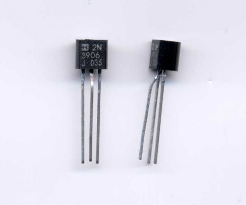 2N3906 PNP Transistor - 20 pcs