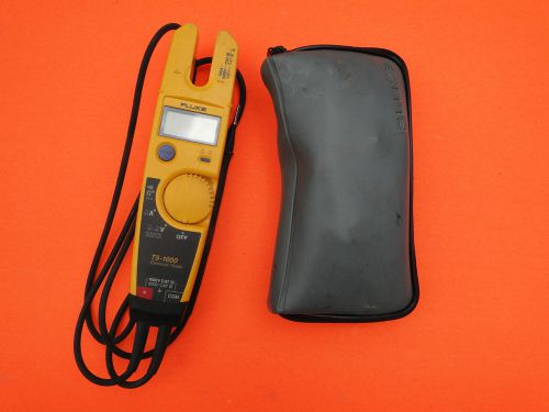Fluke t5 1000 volt ac/dc multi-meter tester kit clips plunger leads red tools * for sale