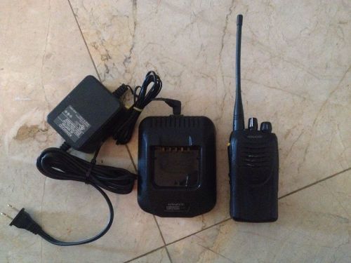 1 Kenwood TK3160 Portable UHF Radio TESTED WORKING - Clip Chipped