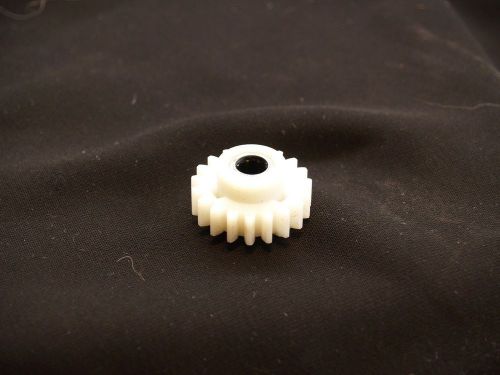 19 tooth  gear  with one way bearing works with REELL Clutches