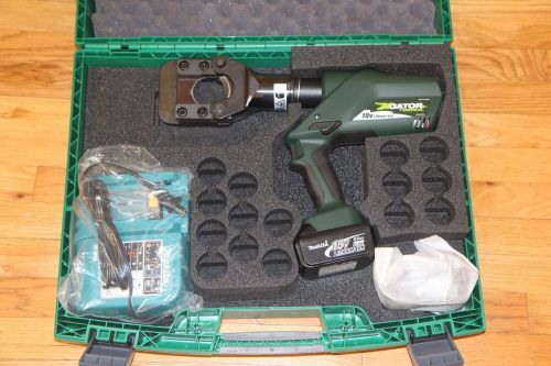 Greenlee ESG45L11 ESG45L Gator Battery-Powered ACSR Cable Cutter 7.7 Ton Force