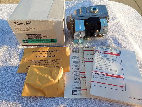 NEW IN BOX WHITE-RODGERS NO.36E36 304 FURNACE GAS MANIFOLD VALVE