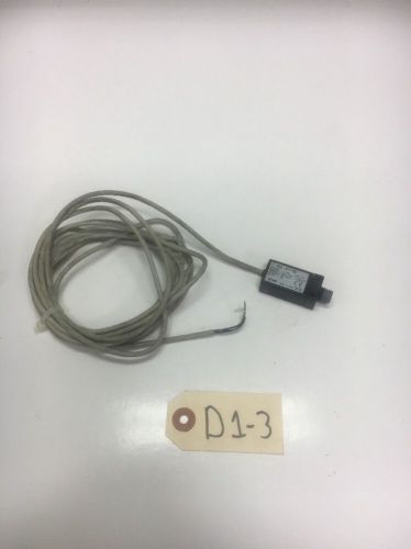 New SMC ISE2-01-15L Pressure Switch DC12-24V Warranty! Fast Shipping!