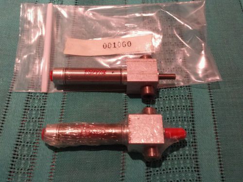 Lot of 2 Bimba BFT-010.5 Pneumatic Cylinders 7/16&#034; Bore 1/2&#034; Stroke 10-32 Port