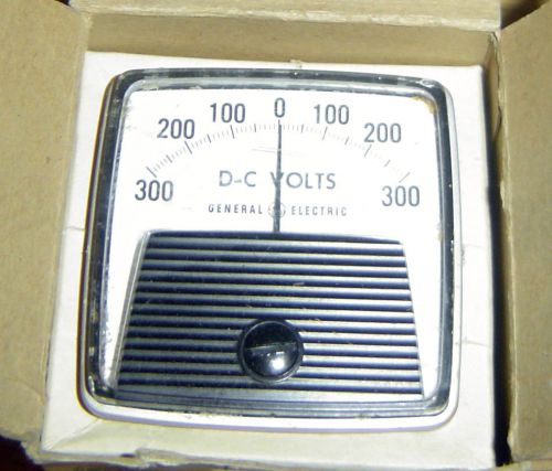 GE General Electric D-C Volts 0-300 DC Volt Panel Meter 50-152012RXRX2