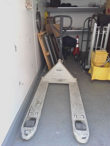 Crown heavy-duty pallet jack pth50 5000lb capacity for sale