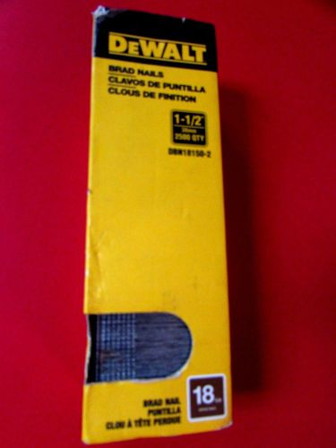 DeWalt Heavy Duty 1-1/2 Inch, 18 Gauge Brad Nails, 2500 Pack #DBN18150