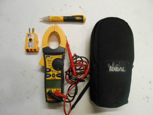 Ideal # 61-765 true RMS  AC/DC clamp meter 660A w/accessories