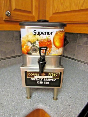 Wilbur Curtis oval 3 gallon Iced Tea Dispenser and  Stand For Tco308