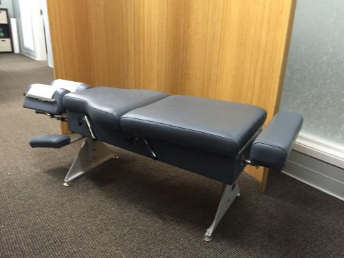 chiropractic table