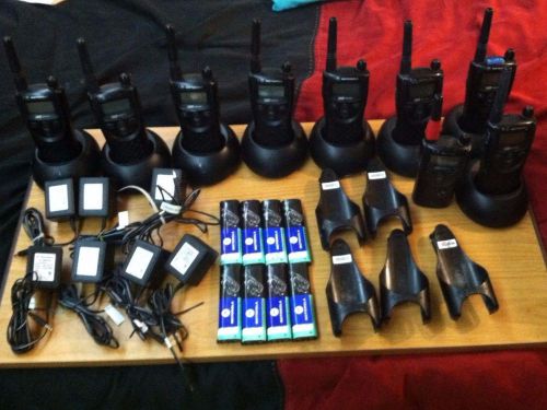 LOT OF 9 USED MOTOROLA XTN XU2100 W/ 8 BASES 17 BATTERIES 7 CHARGERS &amp; 5 CLIPS
