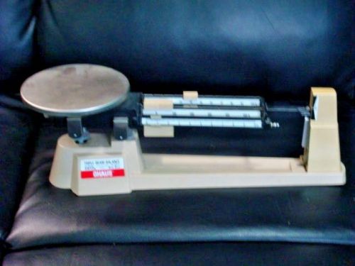 OHAUS TRIPLE BEAM BALANCE SCALE - OLD SCHOOL NOTHING DIGITAL HERE WORKS PERFECT