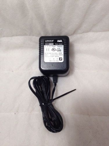 (A06) LINKSYS ITE POWER SUPPLY D12-50-A IN 120VAC 60Hz 100mA OUT 12V DC 500mA