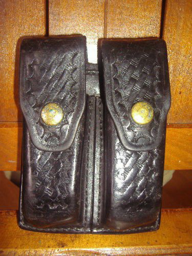 Gould &amp; Goodrich Basket Weave Leather Double Magazine Holder~Police Duty