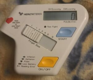4395) Vintage HealthTeam Finger Digital Blood Pressure Monitor Model 8100
