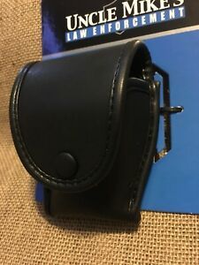 Uncle Mike&#039;s 74781 Duty Cuff Case Flap For Belt To 2 1/4&#034; Mirage Plain Black NEW