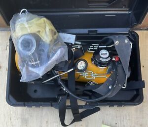 Scott Air Pak Presur-Pak 2.2 , Vibralert, 2216 psi 30min Aluminum tank with case