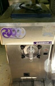 Stoelting F112-38 Countertop Air Cooled Frozen Beverage Shake Freezer 1PH
