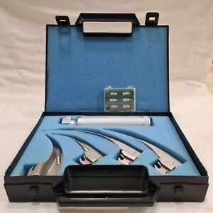 GIMA Italy Laryngoscope Set 4 MAC BL 1-2-3-4 Adult. with Spare Bulbs.
