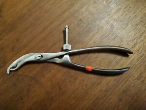 K-Medic Orthopedic Verbrugge Self-Centering Forceps 6&#034;