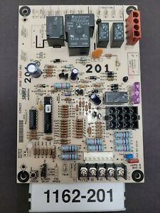 York Coleman Luxaire 539617 1162-201 Control Board 1162-83-201A