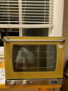 CADCO UNOX XAF103 Quarter Size Table Top Convection Oven (Cristina)
