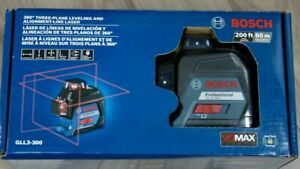 BOSCH 360 DEGREE THREE PLANE LEVELING AND ALIGNMENT LINE LASER GLL3-300