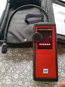 Robinair TIF8800X Combustible Gas Detector