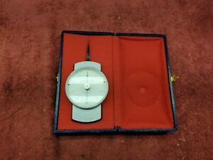 Scherr-Tumico Precision Dial Dynamometer 0-250 Grammes w/ Case ~ Made in France
