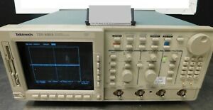 Tektronix TDS 640A 4-Channel Digitizing Oscilloscope