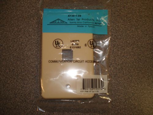 Box of 25  allen tel single port data plates (ivory) at30-1-09 for sale