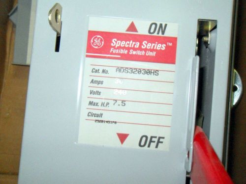 (L4) 1 NEW GENERAL ELECTRIC ADS32030HS FUSIBLE SWITCH UNIT