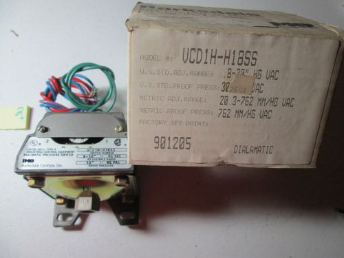 NEW IN BOX BARKSDALE VACUUM SWITCH VCD1H-H18SS 12608 50-20-0035-1 (194)