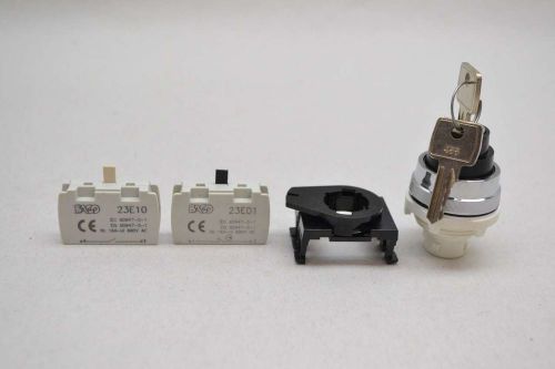 NEW BACO T11NK00C-C 30MM 3 POSITION KEY SELECTOR SWITCH D435165