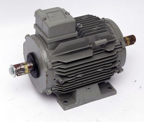 Carrier Transicold LS100L 3 phase electric  motor  208-240V 4.4 KW 6 HP 1745 RPM