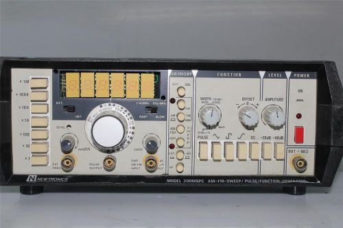 NEWTRONICS 200MSPC AM-FM-SWEEP / PULSE/FUNCTION-GENERATOR