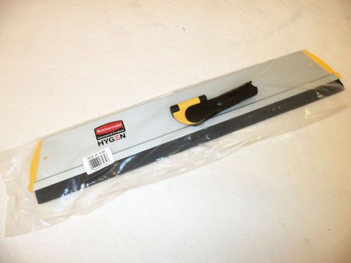 RUBBERMAID COMMERCIAL Q570 HYGEN 24&#034; QUICK CONNECT SQUEEGEE FRAME NEW