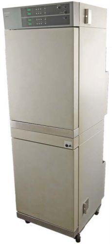 Vwr scientific 2550 laboratory 50°c double stacked water jacketed co2 incubator for sale