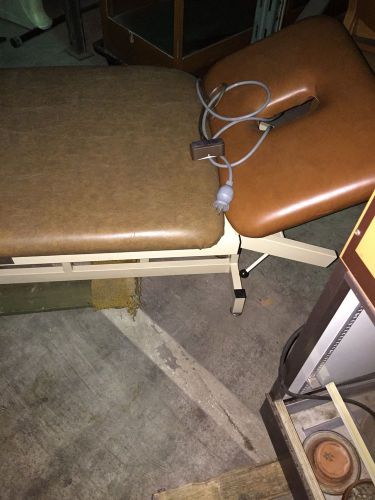 CHATTANOOGA  Chiropractic Hi Lo Traction Table  with Triton Head  and belt set.