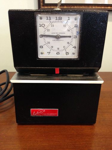 Lathem 3026 Time Clock with Key Recorder