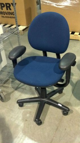 STEELCASE CRITERION TASK CHAIRS - BLUE - LOT OF (20)