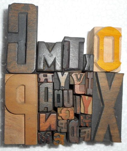 Vintage Letterpress Letter Wood Type Printers Block Lot Of 25Collection.B841