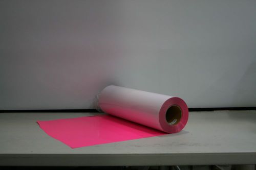 Stahls&#039; Clearance - Cuttable Heat Transfer Vinyl - Neon Pink - 20&#034; x 50 Yards