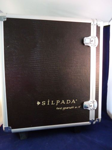 SILPADA Jewelry Rolling Travel Case with 10 Silpada Storage/Display Trays