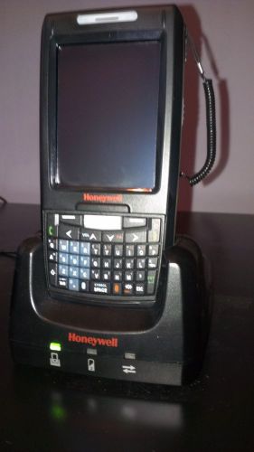 Honeywell Dolphin 7800 w/new USB+Base+Car charger included