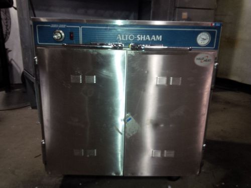 AltoShaam Halo Heat Warming Cabinet Model 750 CTUS Double Door 6 Pan W/ Casters