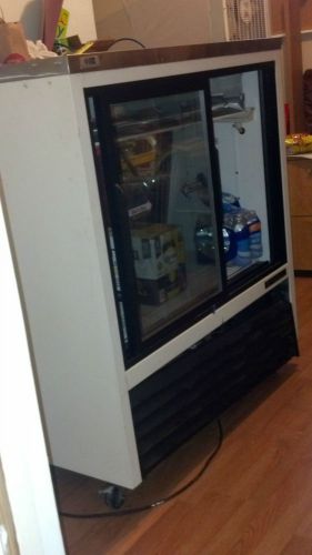 Two Door True Refrigerator - Restaurant - Deli - Business -Display case - Wheels