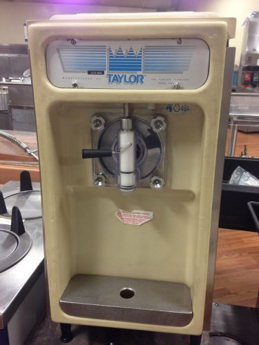 Taylor 450-12 Counter Top Soft Serve Ice Cream / Frozen Yougert