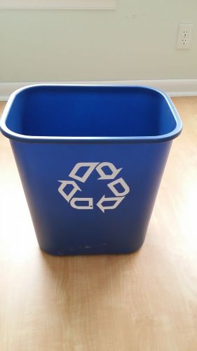 Rubbermaid Deskside Recycling Container, Medium (6)