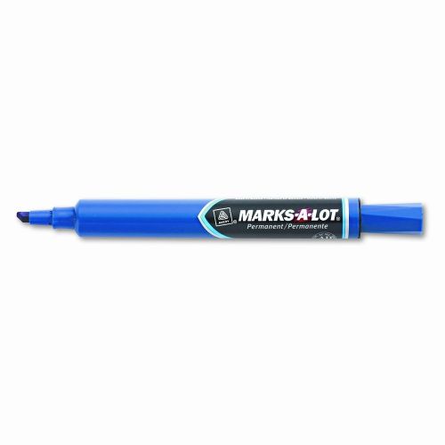 Avery Consumer Products Marks-A-Lot Permanent Marker, Large Chisel Tip